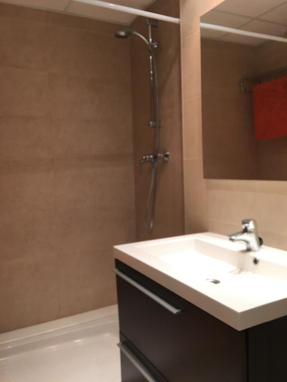 Aiguaneu Apartaments Center บลาเนส ภายนอก รูปภาพ