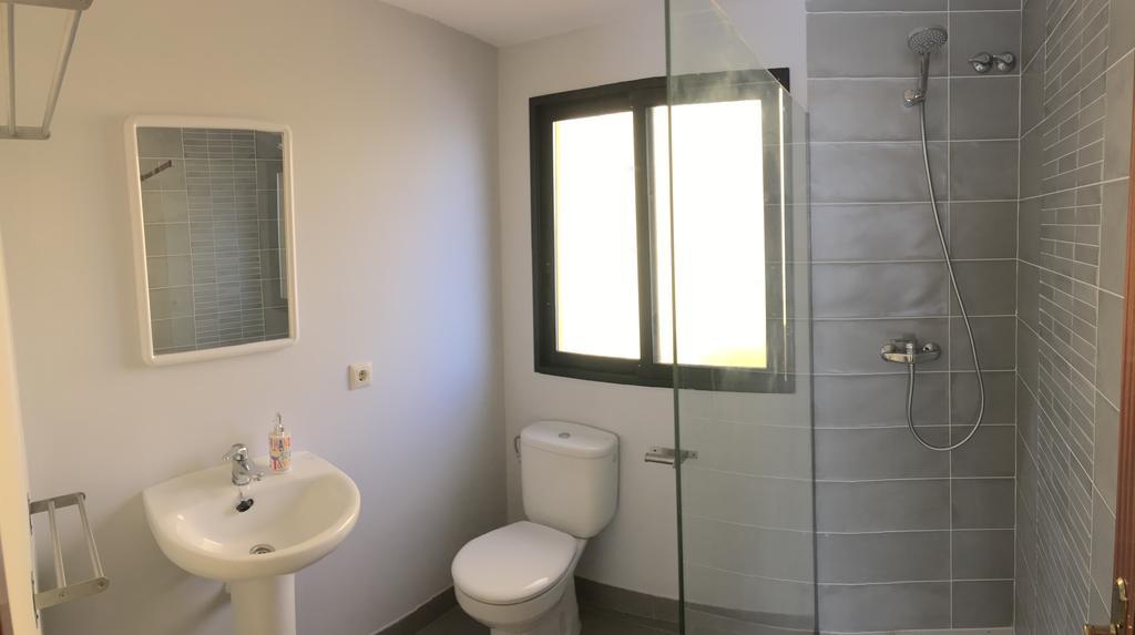 Aiguaneu Apartaments Center บลาเนส ภายนอก รูปภาพ